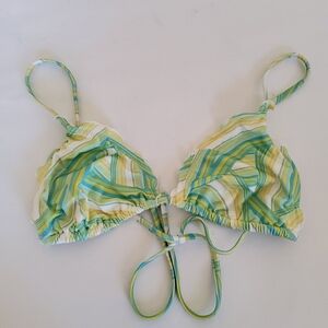 New L*Space Maggie Ruffle Bikini Swimsuit Top Size L Green